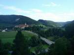 Beuron im Naturpark Obere Donau, Blick auf den Ort und die Benediktiner-Erzabtei Beuron, die Klostergrndung geht zurck auf das Jahr 1077, Aug.2010 