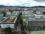 Blick vom Stuttgarter Bahnhofsturm auf die Knigstrae, den Rathausturm und Teile der Innenstadt.