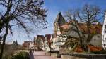 Huserzeile entlang der begehbaren Ulmer Stadtmauer mit dem Metzgerturm, 16.03.2013.