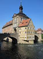 Bamberg, altes Rathaus, erbaut von 1461 bis 1467, umgestaltet von Johann Michael Kchel von 1744 bis 1756, Fassadenmalereien von Johann Anwander von 1755, Brckenturm mit