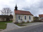 Sinnleithen, Pfarrkirche Christus am lberg, Verputzter Massivbau mit Satteldach, erbaut 1773 (05.04.2015)