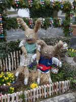 Osterbrunnen in Groschnbrunn, Lkr Amberg-Sulzbach (06.04.2015)