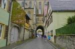 Rothenburg ob der Tauber - Klingengasse mit dem Durchgang unter der St.-Jakobs-Kirche.