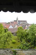 Rothenburg ob der Tauber - St.-Jakobs-Kirche vom Klingentorbrunnen aus gesehen.