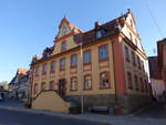 Schesslitz, altes Rathaus an der Hauptstrae, erbaut 1900 durch Gustav Haeberle (13.10.2018)