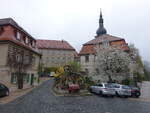 Weidenberg, Huser und Osterbrunnen am Rathausplatz (17.04.2017)