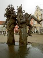 Cham, Brunnen am Marktplatz (22.04.2012)