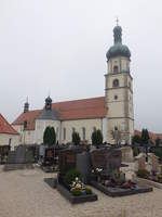 Neukirchen beim Heiligen Blut, katholische Wallfahrts- und Pfarrkirche Mari Geburt zum Heiligen Blut.