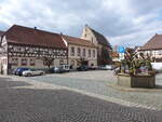 Selach, Gasthof Roter Ochsen und Brunnen am Maximiliansplatz (24.03.2016)