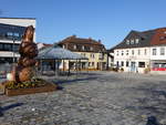 Neustadt bei Coburg, Osterhase am Marktplatz (08.04.2018)