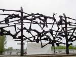 KZ-Gedenksttte Dachau: Ausschnitt aus der von Nandor Glid geschaffenen Skulptur.