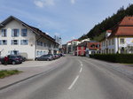 Enkering, Landgasthof zum alten Wirt und Pfarrhaus an der Hauptstrae (01.05.2016)