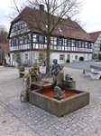 Brunnen am Dorfplatz von Jesserndorf (24.03.2016)
