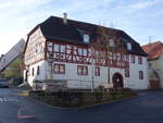 Hohenfeld, Gasthaus Rotes Ross, Zweigeschossiger Walmdachbau in Ecklage, erbaut im 18.