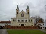 Vilsbiburg, neuromanische Wallfahrtskirche Maria Hilf, erbaut ab 1832, Kreis Landshut (02.02.2013)