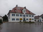 Schloss Hohenthann, zweigeschossiger Walmdachbau mit Zwerchgiebel, erbaut im 18.