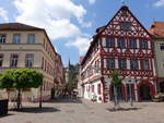 Karlstadt, Fachwerkhaus am Marktplatz, Maintorturm in der Maingasse (26.05.2018)