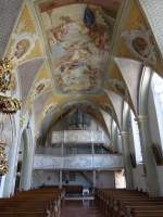 Prten, Orgelempore und Deckengemlde der Maria Himmelfahrt Kirche (15.08.2015)