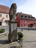 Tnnesberg, Kriegerdenkmal am Marktplatz, erbaut 1920 (04.06.2017)