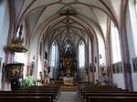 Uttigkofen, gotische Hochaltar und Kanzel in der Maria Himmelfahrt Kirche (20.11.2016)