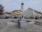 Bad Griesbach, Brunnen und Huser am Stadtplatz (20.10.2018)