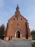 Bad Griesbach, Wallfahrtskirche Maria Schutz auf dem Kronberg, neugotisch erbaut von 1847 bis 1852 (20.10.2018)