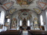 Samerberg, Innenraum der Maria Himmelfahrt Kirche, Hochaltar von 1642, Seitenaltre von 1766 (03.07.2016)