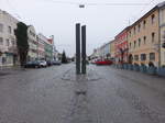 Gangkofen, Brgerhuser am Marktplatz mit Rathaus von 1849 (23.12.2016)