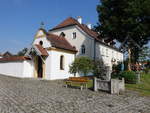 Niederachdorf, ehemaliges Kloster des Maristenordens, heute Wohn- und Pflegeheim, erbaut im 18.
