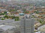 Die BMW-Werke in Mnchen vom Olympiaturm aus gesehen.