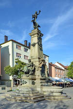 Das Ludwig-Eisenbahn-Denkmal wurde 1890 anlsslich des 50.