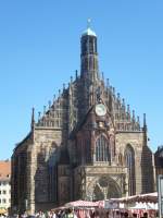 Hier sieht man die Frauenkirche in Nürnberg am 06.09.2013.