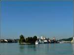 Die Altstadt von Passau liegt auf einer schmalen Halbinsel am Zusammenfluss von Inn und Donau.