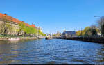 Eine Stunde Spree-Rundfahrt durch Berlin, das bot sich bei dem prchtigen Wetter geradezu an.