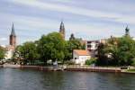 BERLIN, 24.05.2009, Blick von der Langen Brcke auf die Altstadt des Stadtteils Kpenick (in der Mitte der Rathausturm)