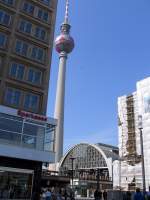 Der Berliner Fernsehturm am Alex