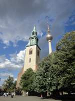 Berlin am 30.7.2012, Marienkirche an der Karl-Liebknecht-Str.und Fernsehturm