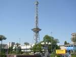 Was gibts da viel zu sagen: Der Berliner Funkturm fotografiert vom Vorplatz des ICC (Internationales Congress Centrum).