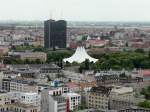 Blick vom Panoramapunkt auf dem Potsdamer Platz nach Kreuzberg, im Hintergrund deas Tempelhofer Feld (ehemaliges Flughafen Gelnde)am 03.