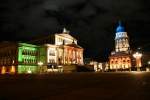 Der Gendarmenmarkt in Berlin wurde wirkungsvoll angestrahlt.