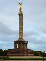 Die Siegessule wurde von 1864 bis 1873 als Nationaldenkmal der Einigungskriege nach einem Entwurf von Heinrich Strack erbaut.