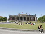 Der Lustgarten, eine gestaltete Grnanlage auf der Museumsinsel im Berliner Ortsteil Mitte am 06.