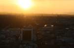 Blick vom Fernsehturm auf den Reichstag.Links ist der Funkturm zu erkennen.Aufgenommen am Abend des 11.03.08.