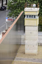 Wachtturm an der Gedenksttte Berliner Mauer im Ortsteil Gesundbrunnen.