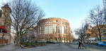 Ex Volksbank Gebude in der Berliner City West neben dem Zoo-Aquarium an der Ecke Budapester Str.