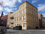 Cottbus, Mietswohnhaus am Gerichtsplatz, erbaut 1868 im Auftrag des Konditors Wilhelm M�nnich (03.04.2026)