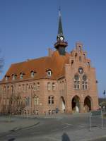 Nauen, Rathaus, neugotischer Backsteinbau von 1888 bis 1891 (17.03.2012)