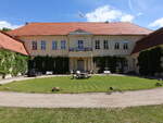 Hoppenrade, Gutshof in der Parkstra�e, erbaut 1853 im Neorenaissance-Stil durch Theodor Kr�ger (28.05.2026)