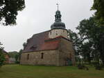 Bronkow, evangelische Dorfkirche, frhgotischer Saalbau aus Back- und Feldsteinen, erbaut im 14.