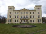 Schloss Steinh�fel, erbaut von 1790 bis 1795 im Stil des Fr�hklassizismus (05.04.2026)